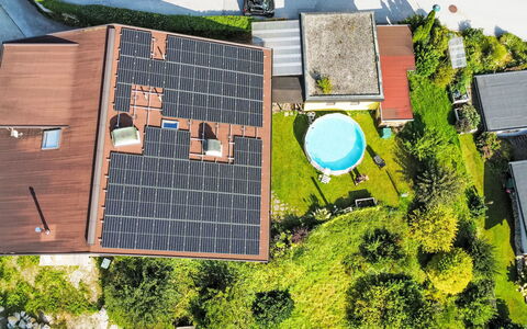Zur Schönen Aussicht: Window, Building, Nature, Solar Energy, Solar Power, Plant, Grass, House, Urban Design