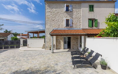 Villa Lucky