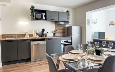 Accommodation:&nbsp;Cap Océan 152.10