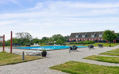 Niyazi - 6Km from the Sea