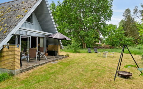 Tine - 600M from the Sea: Wood, Roof, Architecture, Home, House, Cottage, Siding, Hardwood, Slope, Estate