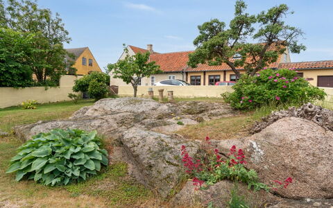 Øde - 100M from the Sea: Grass, Grassland, Landscape, Ecoregion, Plain, Plant Community, Land Lot, Outdoor Furniture, Prairie, Shrubland