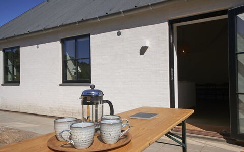 Agir - 200M from the Sea: Wood, Roof, Architecture, Home, House, Cottage, Siding, Hardwood, Slope, Estate