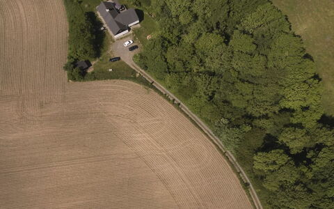Agir - 200M from the Sea: Wood, Roof, Architecture, Home, House, Cottage, Siding, Hardwood, Slope, Estate