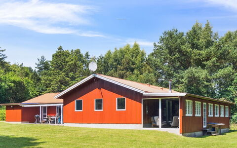 Paulus - 375M from the Sea: Roof, House, Home, Cottage, Door, Siding, Deck, Porch, Plank, Hardwood