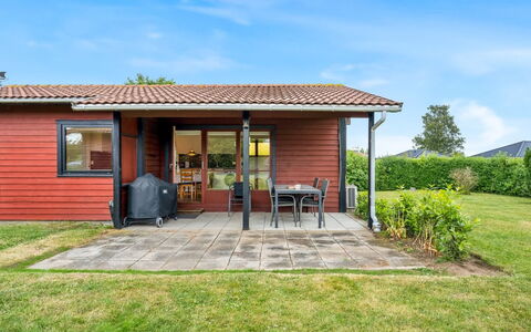 Fulk - 150M from the Sea: Wood, Roof, Architecture, Home, House, Cottage, Siding, Hardwood, Slope, Estate