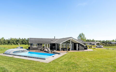 Kiersten - 800M from the Sea: Roof, House, Home, Cottage, Door, Siding, Deck, Porch, Plank, Hardwood