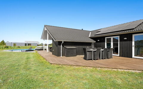 Kiersten - 800M from the Sea: Roof, House, Home, Cottage, Door, Siding, Deck, Porch, Plank, Hardwood