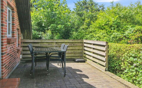 Ofrath - 30Km from the Sea: Wood, Outdoor Furniture, Furniture, Garden, Wood Stain, Hardwood, Outdoor Table, Shade, Backyard, Yard
