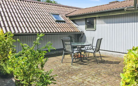 Ofrath - 30Km from the Sea: Roof, Shrub, House, Home, Cottage, Composite Material, Groundcover, Garden, Siding, Backyard