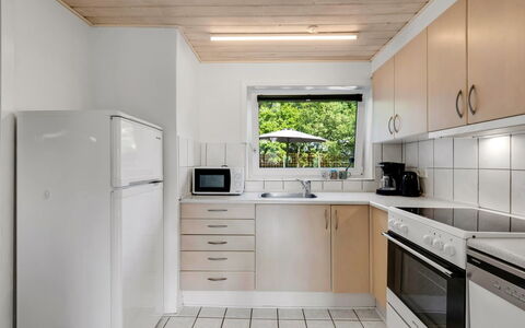 Eino - 150M from the Sea: Kitchen, Kitchen Appliance, Countertop, Major Appliance, Interior Design, Wood, Flooring, Cabinetry, Sink, Ceiling
