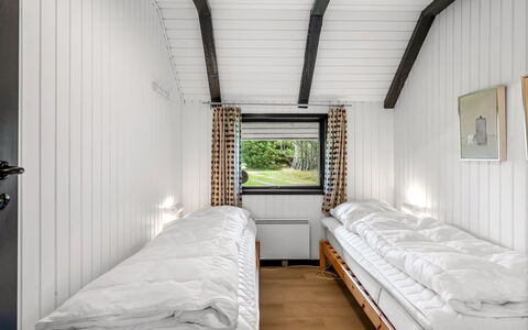 Gyrial - 2Km from the Sea: Wood, Ceiling, Bed, Bedroom, Interior Design, Floor, Bedding, Bed Frame, Bed Sheet, Room