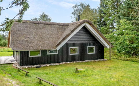 Gyrial - 2Km from the Sea: Snow, Wood, Winter, Cottage, House, Roof, Home, Freezing, Log Cabin, Twig