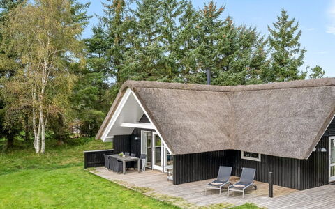 Gyrial - 2Km from the Sea: Snow, Wood, Winter, Cottage, House, Roof, Home, Freezing, Log Cabin, Twig
