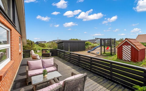 Elviira - 600M from the Sea: Grass, Grassland, Landscape, Ecoregion, Plain, Plant Community, Land Lot, Outdoor Furniture, Prairie, Shrubland
