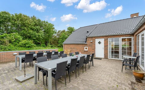 Botmar - 1.5Km from the Sea: Grass, Grassland, Landscape, Ecoregion, Plain, Plant Community, Land Lot, Outdoor Furniture, Prairie, Shrubland