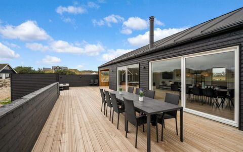 Dreng - 300M from the Sea: Cottage, Shed, Hut, Farmhouse, Prairie, Shack, Barn, Log Cabin, Garden Buildings