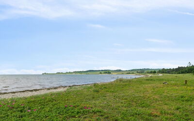 Dagny - 100M from the Sea