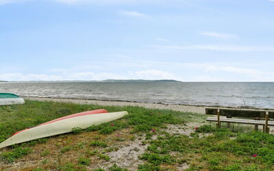 Dagny - 100M from the Sea