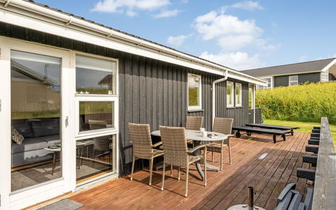 Niesina - 200M from the Sea: House, Roof, Home, Cottage, Shed, Garden Buildings, Siding, Yard, Log Cabin, Hut