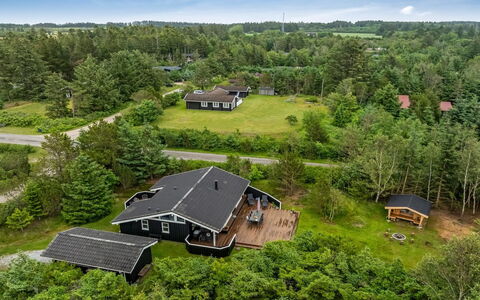 Anouk - 2Km from the Sea: Cottage, Shed, Hut, Farmhouse, Prairie, Shack, Barn, Log Cabin, Garden Buildings