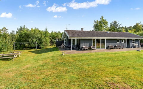 Ane - 800M from the Sea: Blue, Shrub, Cottage, Groundcover, Garden, Estate, Shade, Landscaping, Farmhouse, Eco Hotel
