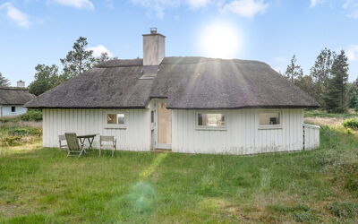 Elenor - 1.1Km from the Sea
