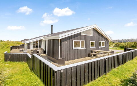 Lillesol - 425M from the Sea: Grass, Green, House, Cottage, Grassland, Rural Area, Ecoregion, Landscape, Land Lot, Shrub