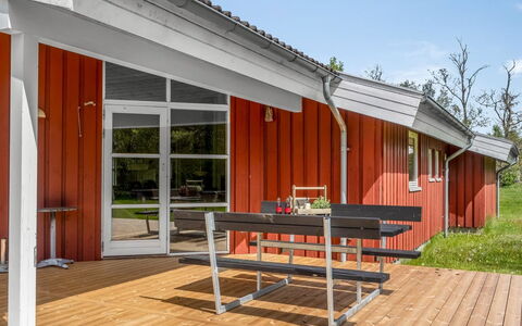 Bruna - 300M from the Sea: Grass, Grassland, Land Lot, Cottage, Rural Area, Meadow, Garden Buildings, Garden, Shed