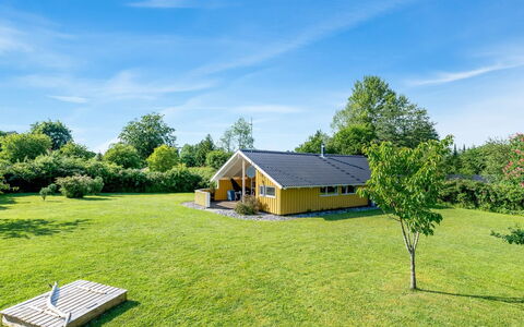 Guja - 250M from the Sea: Wood, Roof, Architecture, Home, House, Cottage, Siding, Hardwood, Slope, Estate