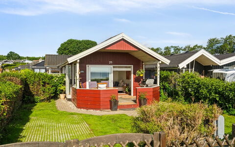 Anselmi - 25M from the Sea: Roof, House, Cottage, Home, Shrub, Garden, Shade, Landscaping, Yard, Garden Buildings