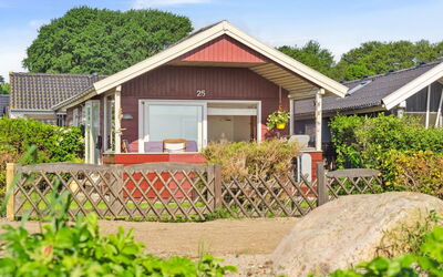 Anselmi - 25M from the Sea