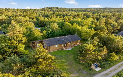 Zölestine - from the Sea: Natural Environment, Landscape, Land Lot, Plain, Rural Area, Cottage, Plantation, Meadow, Estate, Village