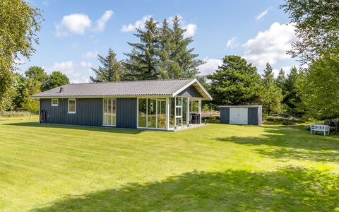 Fiallar - 3.2Km from the Sea: Grass, Roof, House, Home, Cottage, Land Lot, Groundcover, Farmhouse, Lawn, Garden