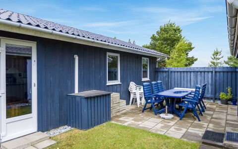 Fiallar - 3.2Km from the Sea: Cottage, Siding, Plank, Yard, Shade, Backyard, Garden, Hardwood, Lawn, Landscaping