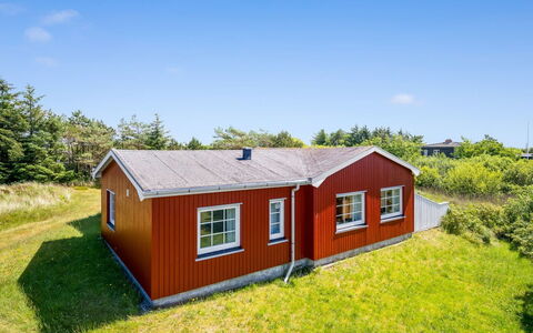 Arntraud - 500M from the Sea: Cottage, Shed, Hut, Farmhouse, Prairie, Shack, Barn, Log Cabin, Garden Buildings