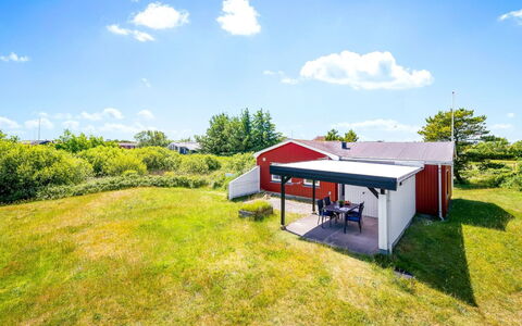 Arntraud - 500M from the Sea: Cottage, Shed, Hut, Farmhouse, Prairie, Shack, Barn, Log Cabin, Garden Buildings