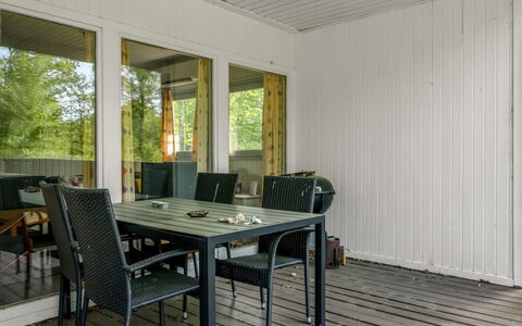Lonneke - 800M from the Sea: Grass, Grassland, Land Lot, Cottage, Rural Area, Meadow, Garden Buildings, Garden, Shed