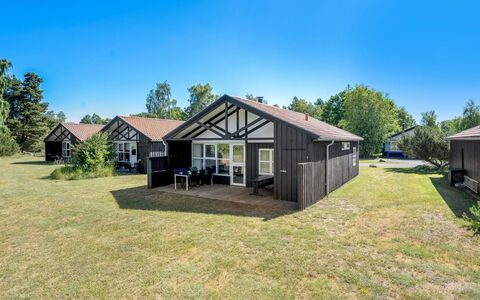 Clea - 300M from the Sea: House, Roof, Home, Cottage, Shed, Garden Buildings, Siding, Yard, Log Cabin, Hut