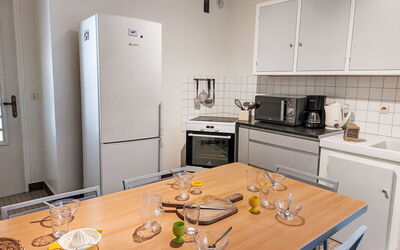 Accommodation:&nbsp;La Côte du Parc 675.2