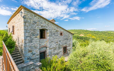 Accommodation:&nbsp;Cerretino Oliveto 647.3