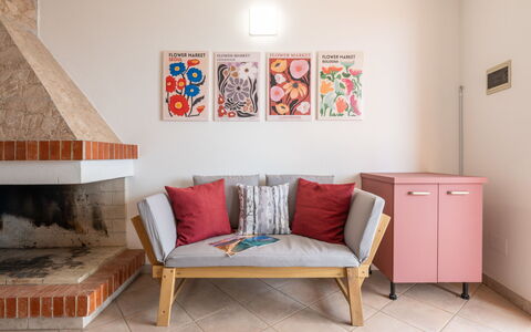 Sa Vida: Furniture, Building, Product, Comfort, Wood, Rectangle, Textile, Interior Design, Lighting, Flooring