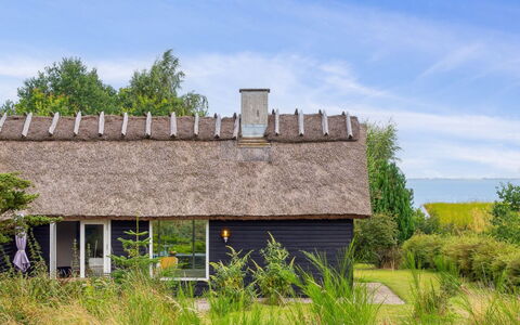 Emeli - 100M from the Sea: Wood, Roof, Architecture, Home, House, Cottage, Siding, Hardwood, Slope, Estate