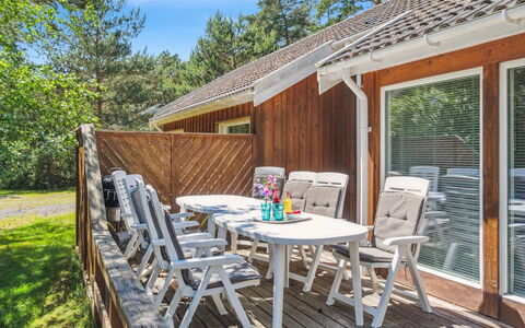 Auvo - 200M from the Sea: Wood, Roof, Architecture, Home, House, Cottage, Siding, Hardwood, Slope, Estate