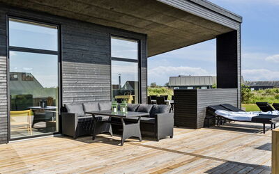 Lyder - 400M from the Sea