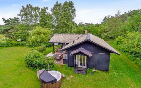Sybilla - 600M from the Sea: Wood, Roof, Architecture, Home, House, Cottage, Siding, Hardwood, Slope, Estate