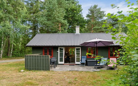 Gail - 200M from the Sea: Wood, Roof, Architecture, Home, House, Cottage, Siding, Hardwood, Slope, Estate