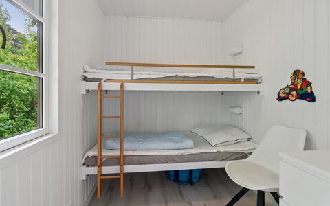 Gail - 200M from the Sea: Bunk Bed, Wood, Flooring, Floor, Interior Design, Ceiling, Bedroom, Room, Furniture, Bed