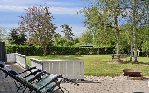 Mani - 1.1Km from the Sea: Grass, Grassland, Landscape, Ecoregion, Plain, Plant Community, Land Lot, Outdoor Furniture, Prairie, Shrubland