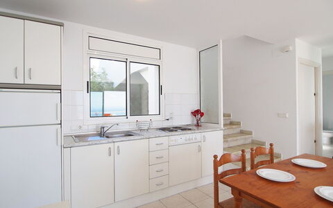 Prudenci: Property, Room, Furniture, Building, Interior Design, Real Estate, House, Kitchen, Floor, Cabinetry